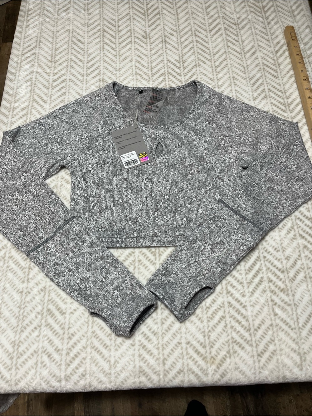 Gymshark Medium Women's Gray Marled Scoop-Neck Lightweight Sweater